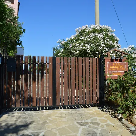 Oda ve Kahvaltı Cilento 4*