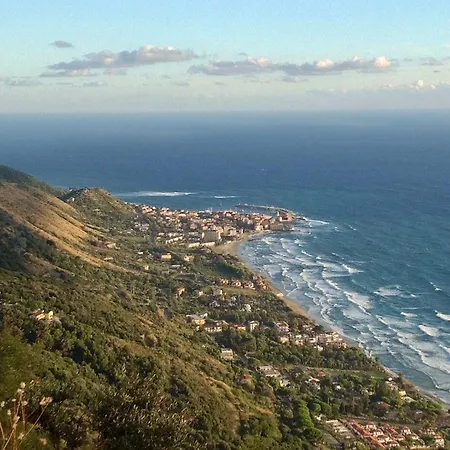 Oda ve Kahvaltı Cilento 4*