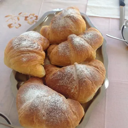 Alojamento de Acomodação e Pequeno-almoço Cilento 4*